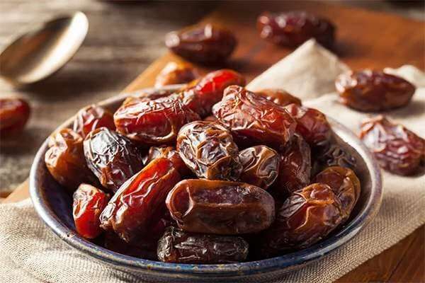 dates